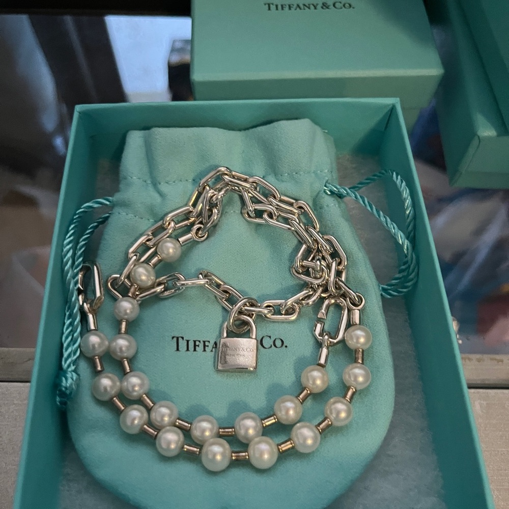 Tiffany & Co. HardWear Silver and White Pearl Bracelet Small